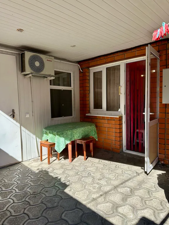 Коттедж Домик с парковкой — Анапа