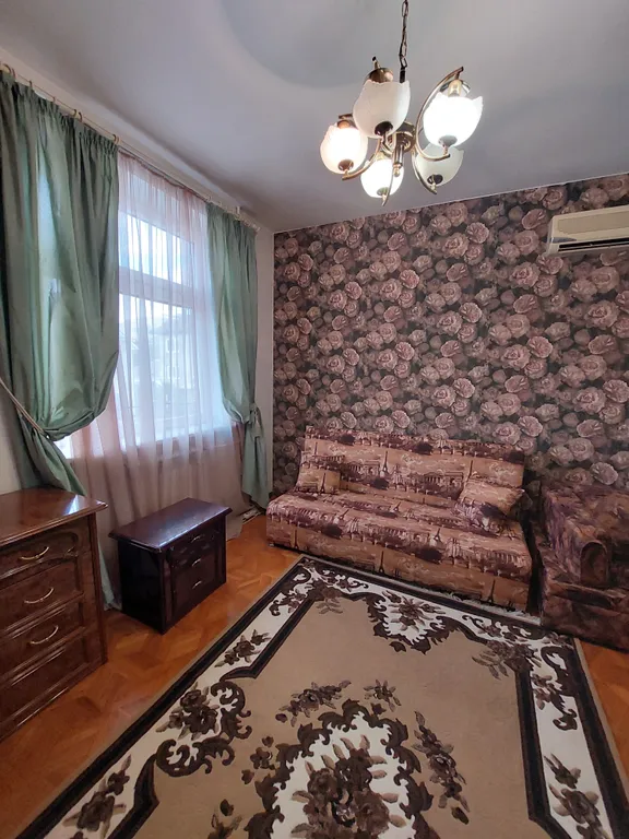 Коттедж Большой дом в центре города — Геленджик