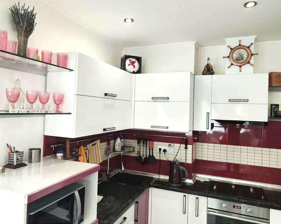 Премиум студия с террасой на 1 линии