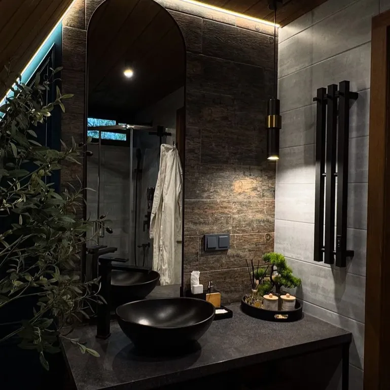 Уютный треугольный VIP дом в 25км от Минска с горячей купелью и баней