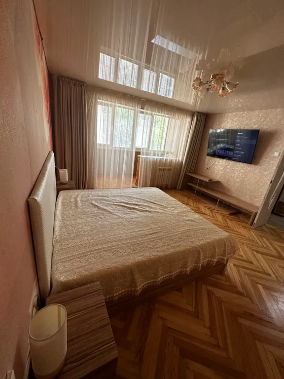 Квартира у парка Победы — аренда посуточно в Севастополь