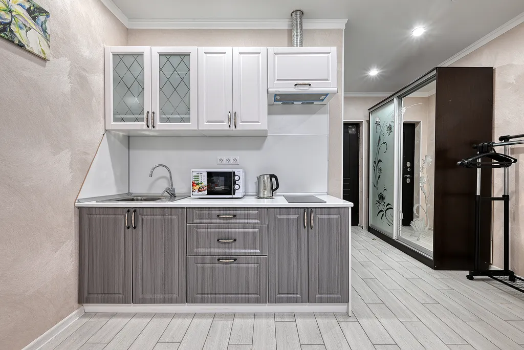 Студия с балконом у Казино и Ред Арены 04