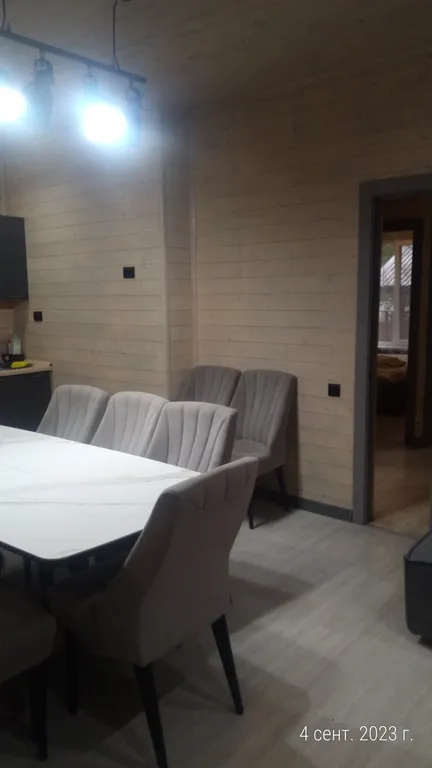 Коттедж с отдельной территорией