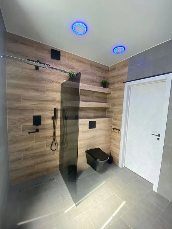 Современная квартира на побережье