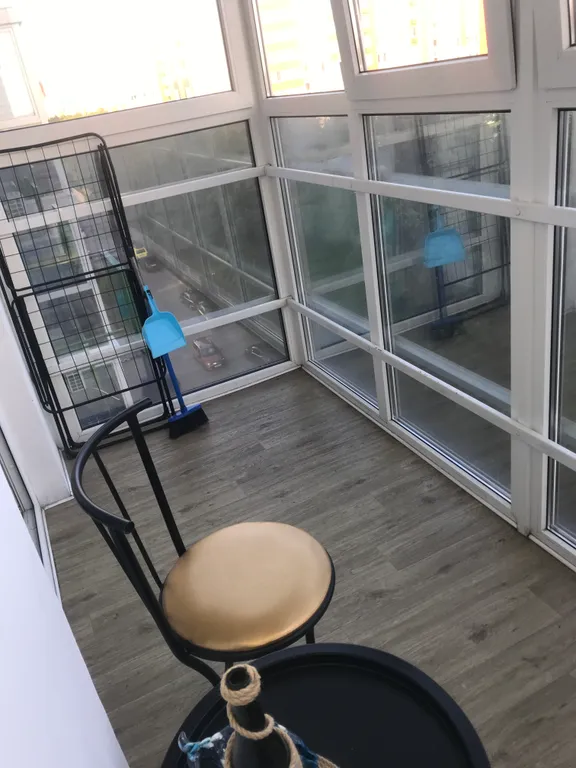 Квартира-студия с панорамным балконом