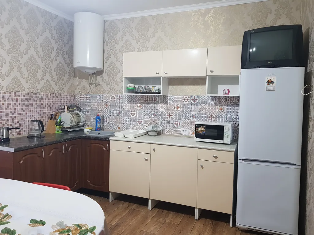 Коттедж 3-комнатный Дом — Сухум