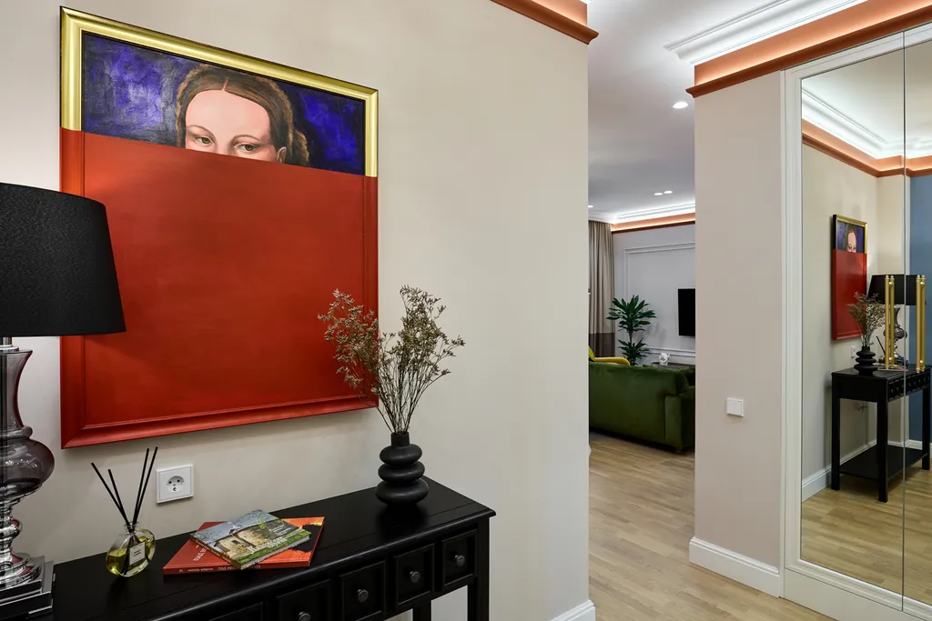 Уникальные яркие дизайнерские апартаменты