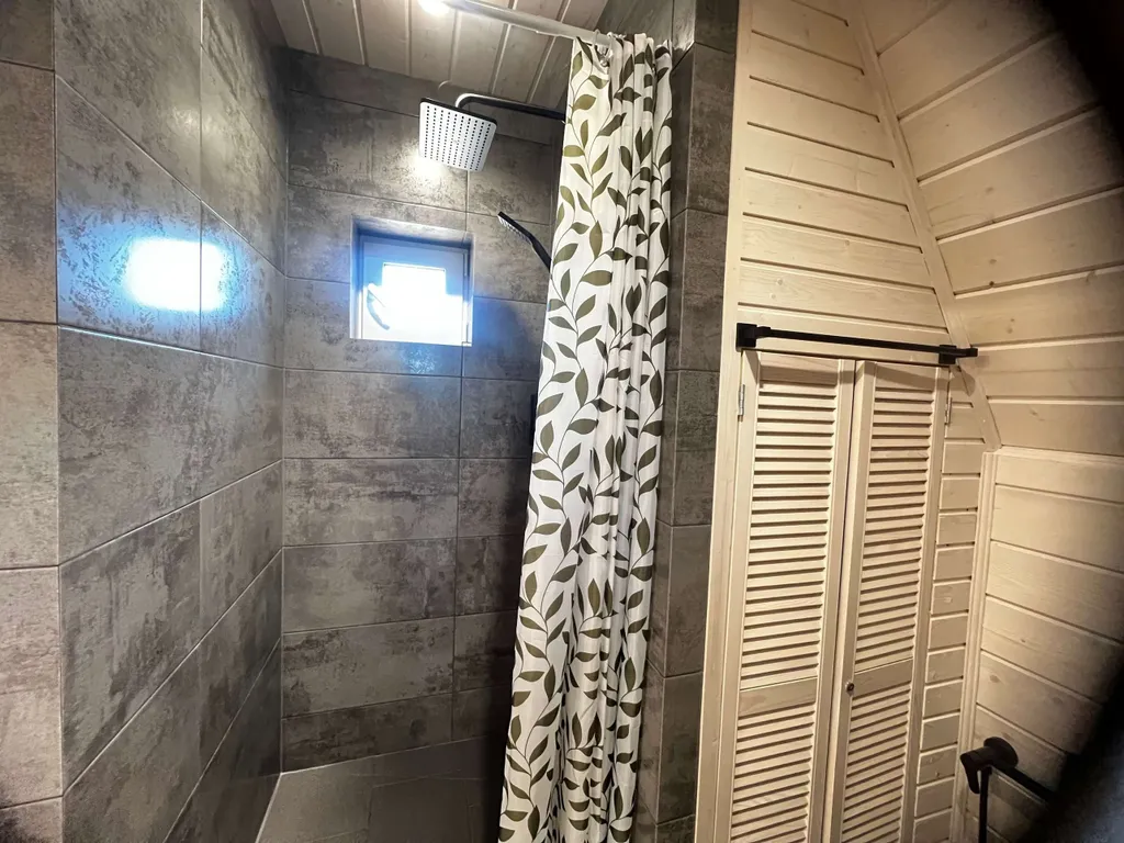 Коттедж Частный дом Art house с камином, купелью и баней — Шишкино