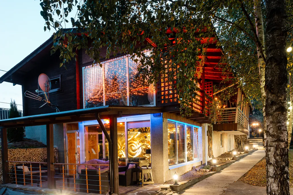 7-комнатный Дом