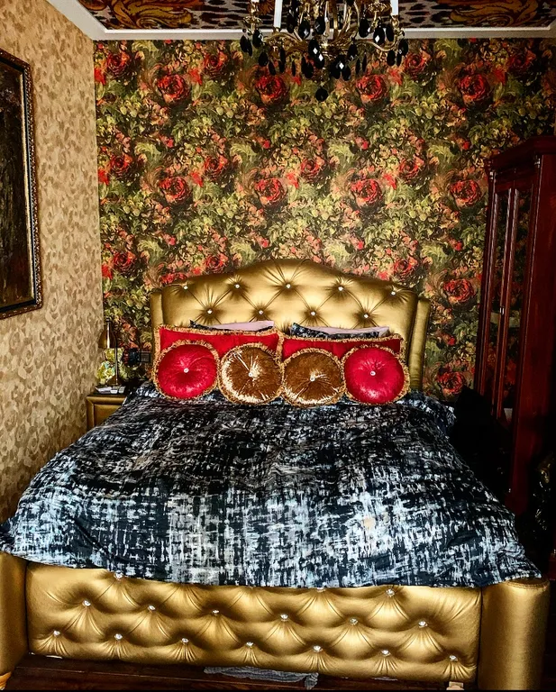 Элитная видовая люкс квартира с террасой дизайна R Cavalli