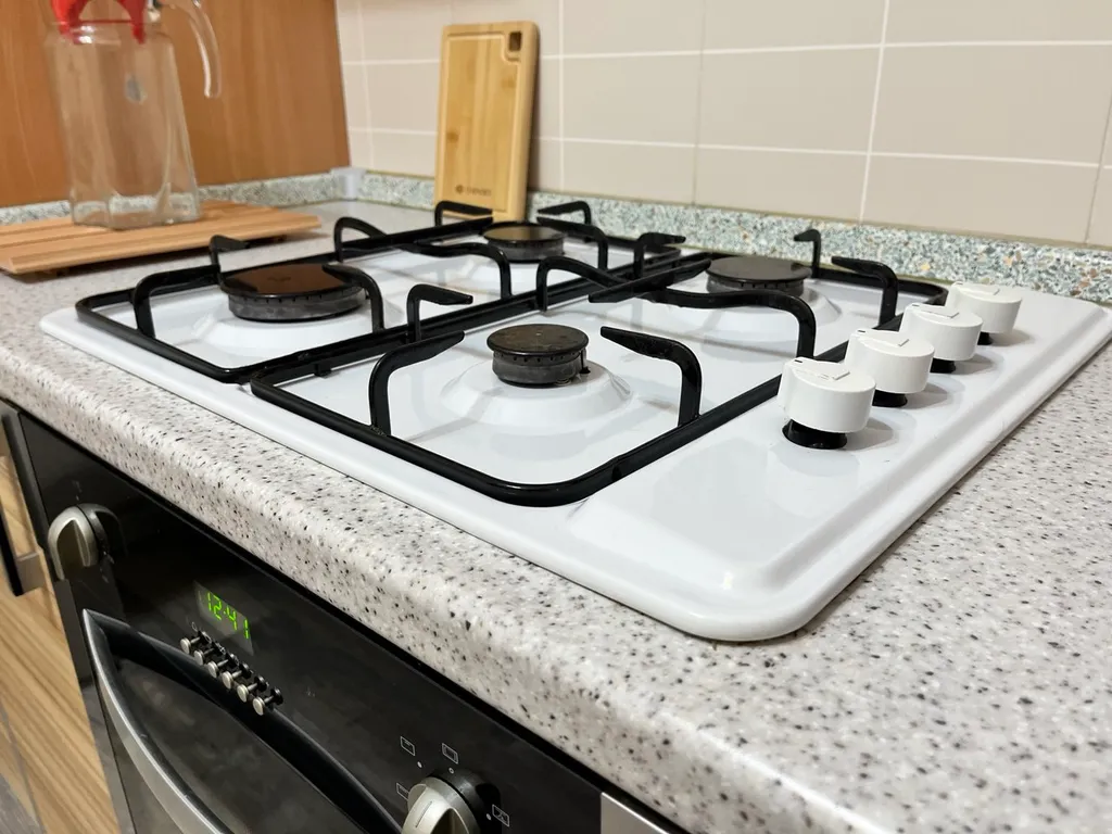 Уютная тёплая квартира с просторной кухней в заволжском районе