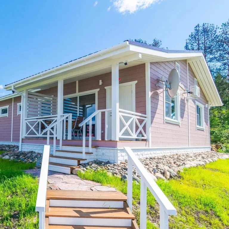 Коттедж Уютный дом у озера — аренда посуточно в Кончезеро