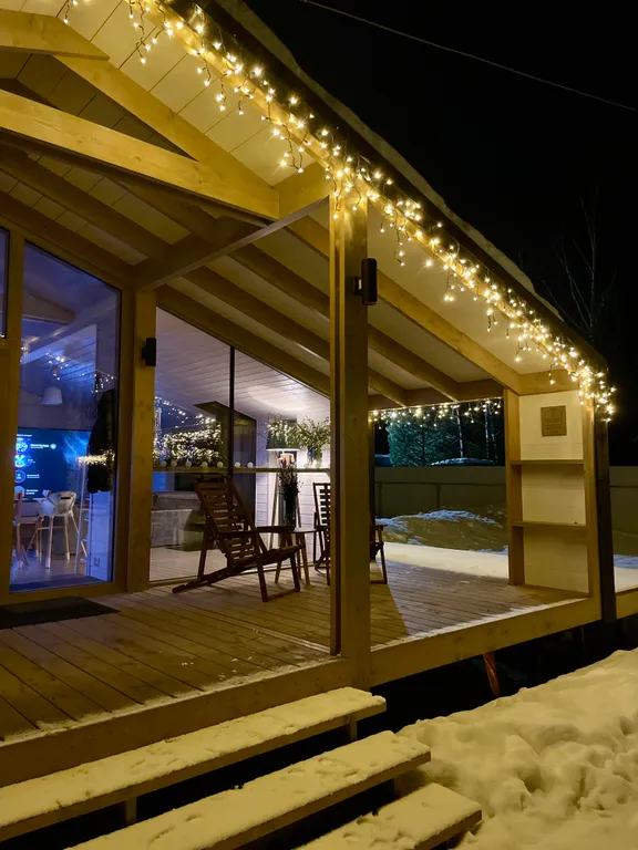 Коттедж Дом с летним бассейном (4 спальни) — Дубна