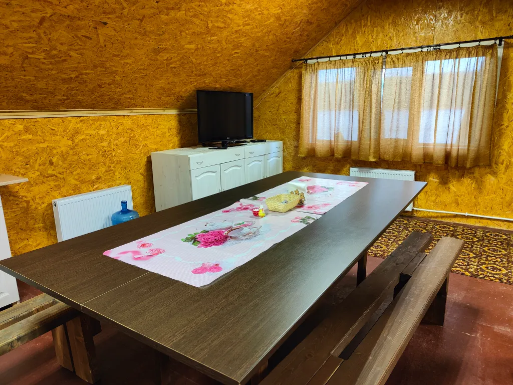 Уютный дом на берегу реки Чусовая