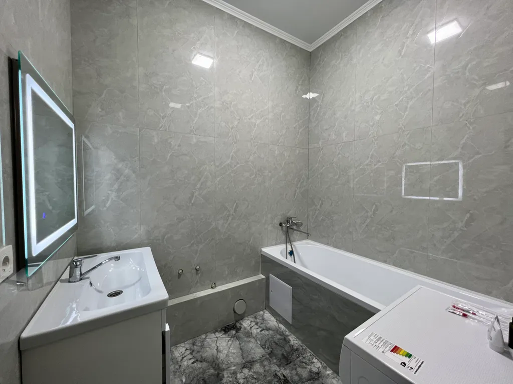 Family suite with mountain view