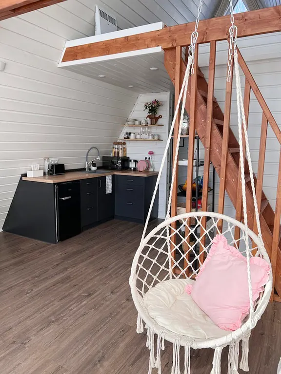 Дом с купелью и Беней