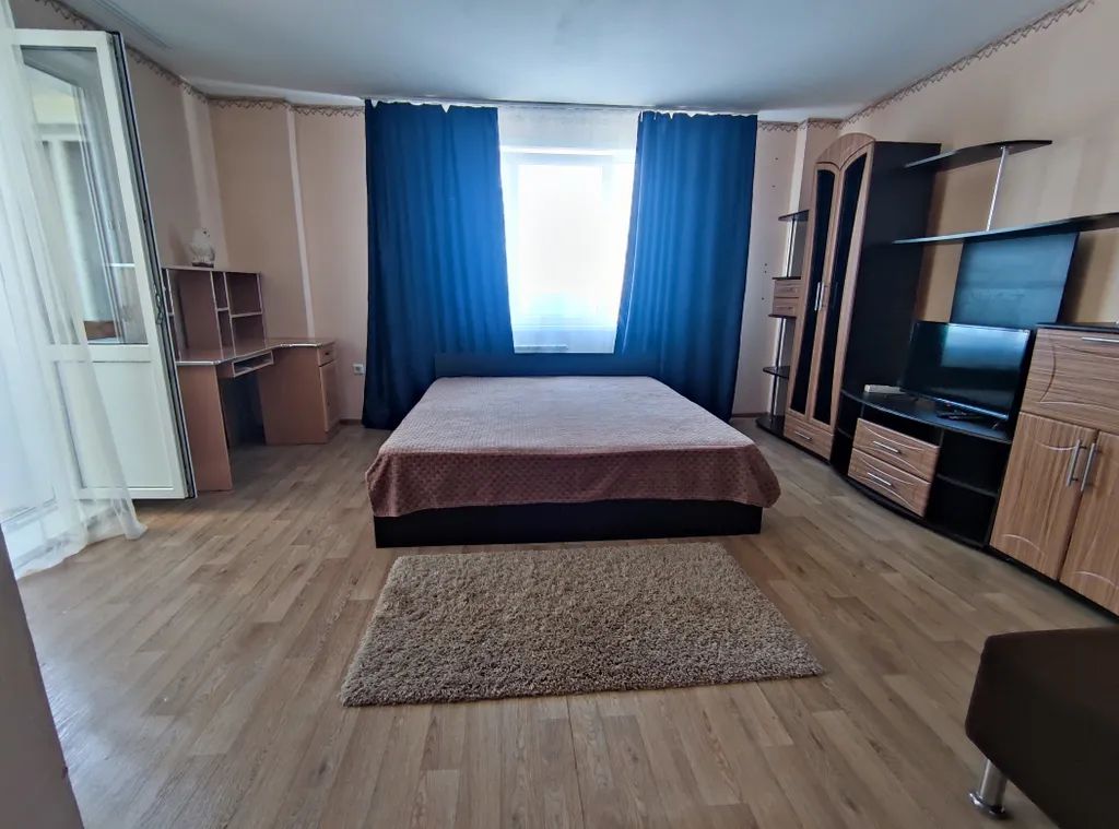 Квартира в районе Докучаево рядом с клиникой Здоровье и ипподромом — аренда посуточно в Барнаул