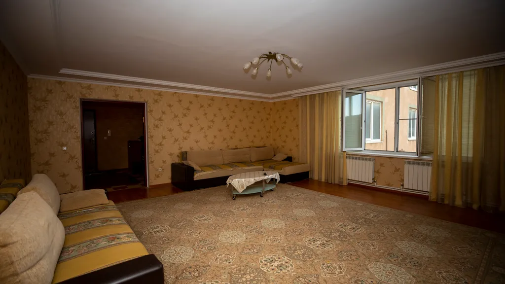 5-комнатная Квартира