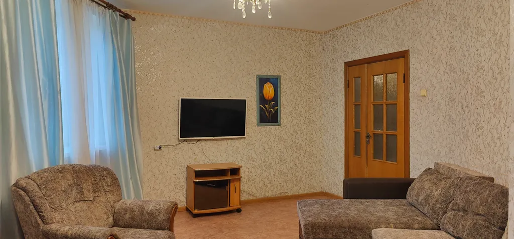 Квартира 3-комнатная на площади Ленина — аренда посуточно в Бобруйск