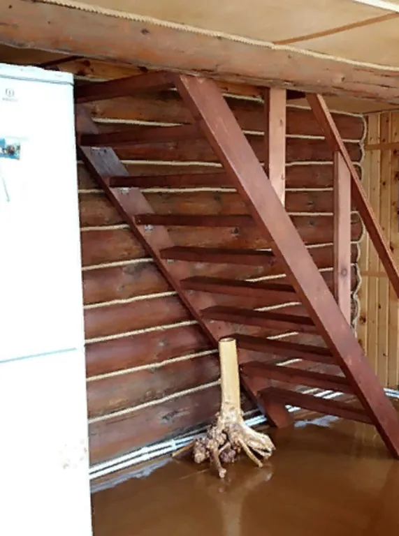 Жилой дом на самом берегу озера Крошнозеро