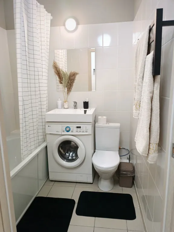 Уютная студия в лесу