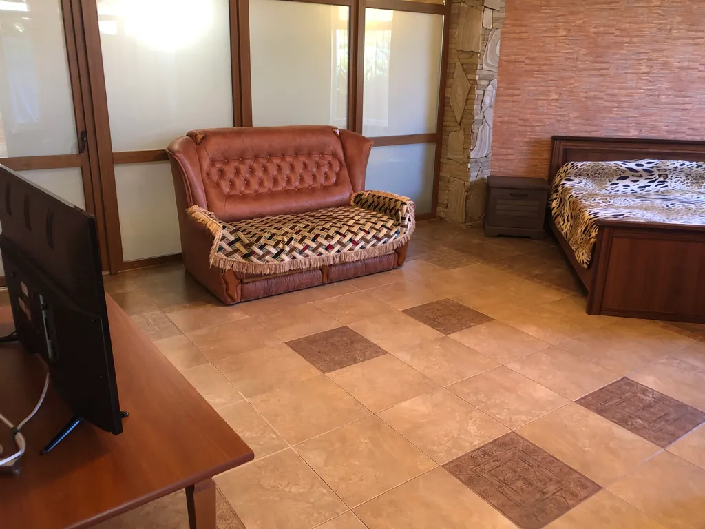 Уютная квартира с озелененным внутренним двориком