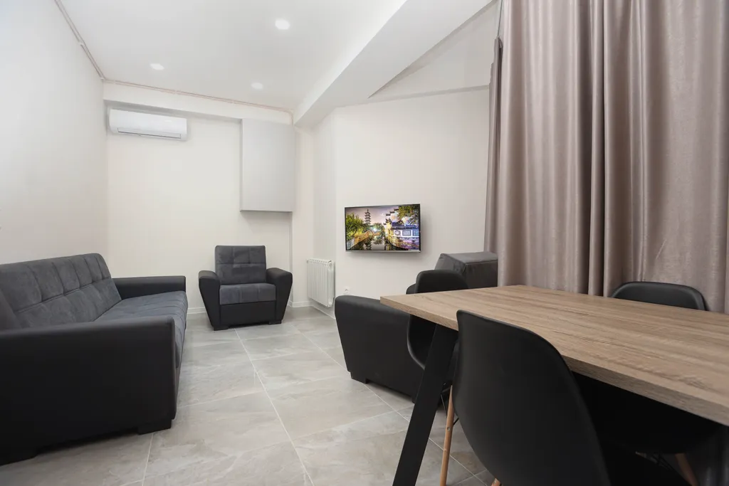 Уютная квартира в новостройке в центре города — аренда посуточно в Ереван