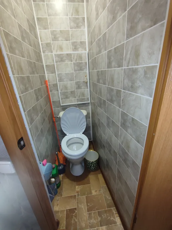 2-х комнатная квартира в районе элеконд