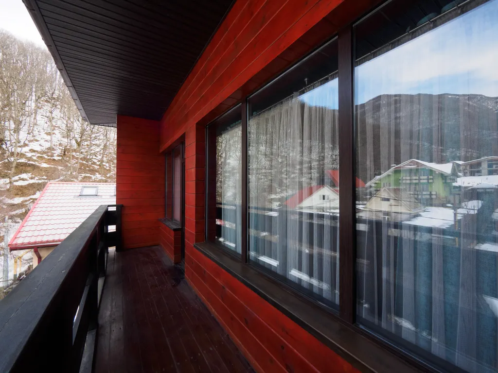 Вилла Лилиан с видом на горы