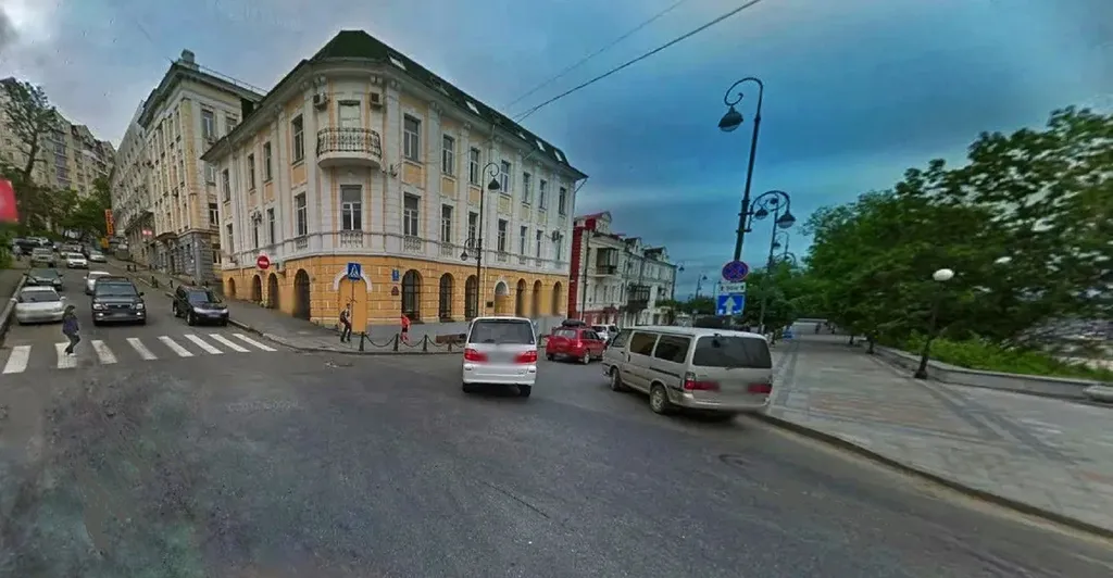 Где начинался город, с видом на море