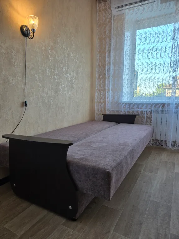 Теплая, солнечная квартира в центре города