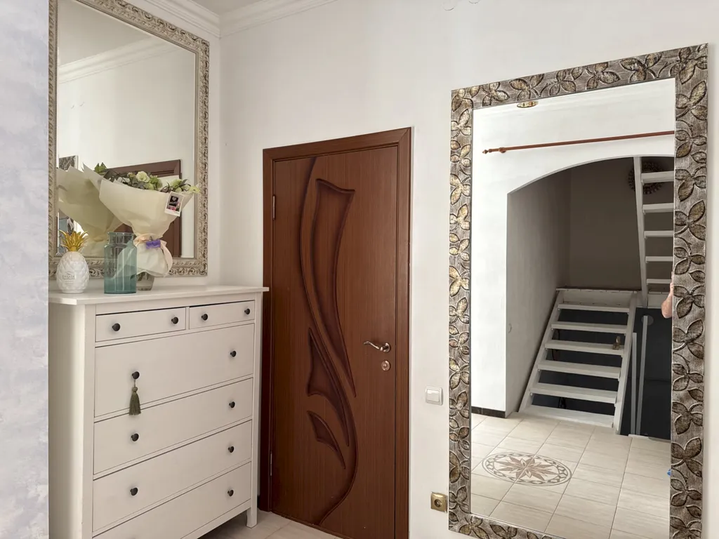 Двухэтажный коттедж с террасой и мангалом - Голубая бухта