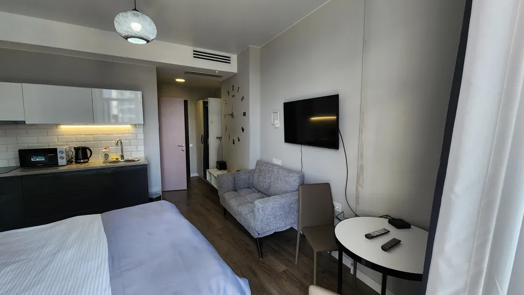 Апартамент с бассейном и видом на море