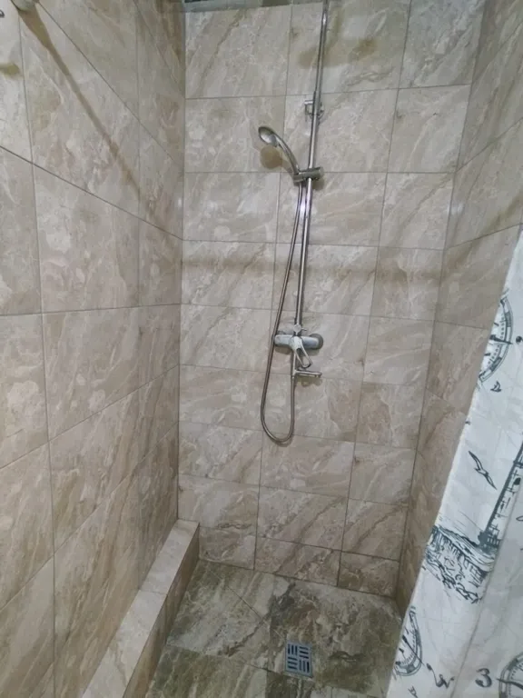 Квартира Улучшенный трёхместный номер на 1 этаже — Ейск