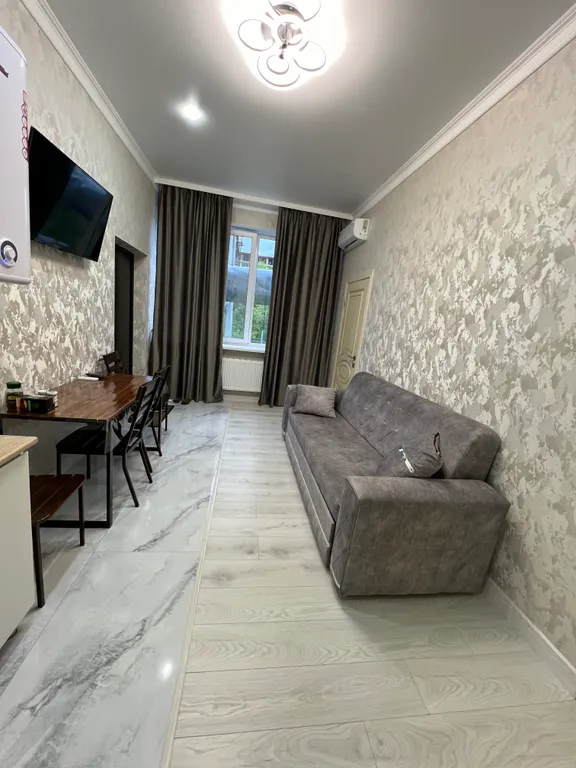 Уютная трёхкомнатная студийная квартира в тихом районе — аренда посуточно в Нальчик