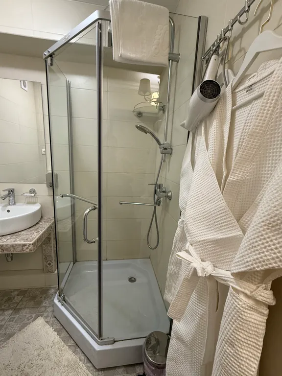 Квартира с балконом в лес