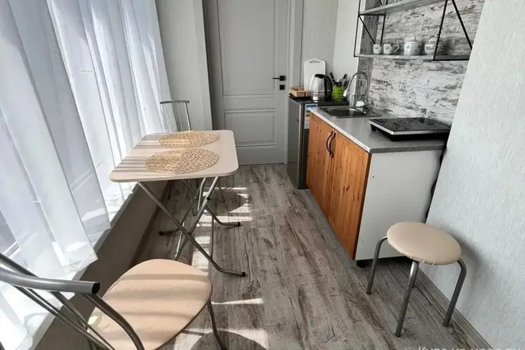 Двухкомнатный апарт на втором этаже