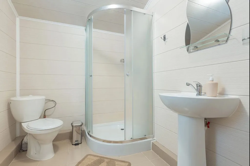 Коттедж Двухкомнатный коттедж с террасой — Геленджик