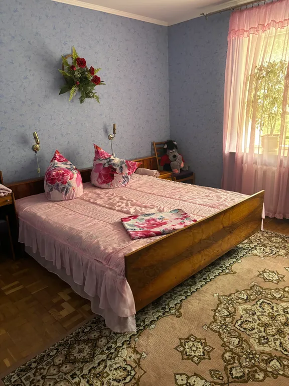 6-комнатный Дом