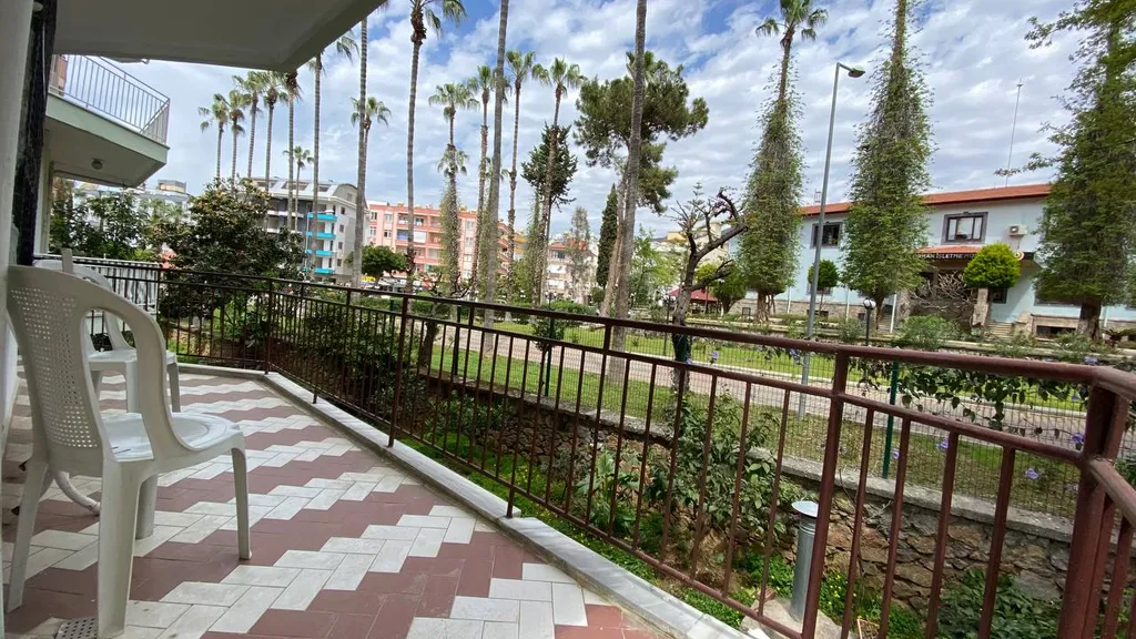 Просторная и светлая квартира у моря