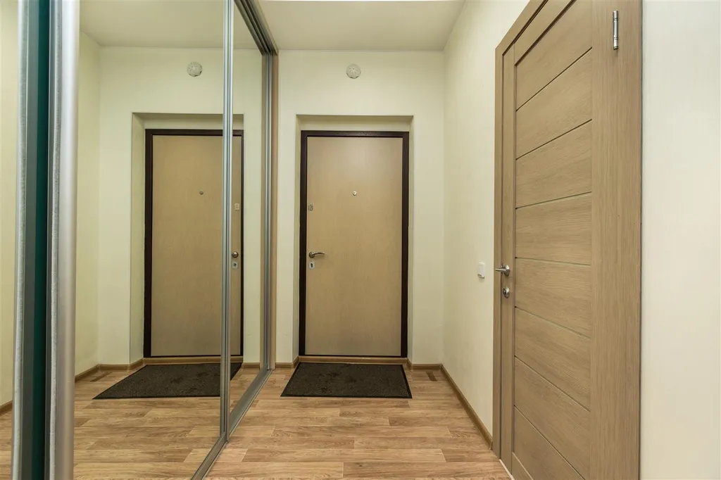 Квартира Квартира-студия с со свежим ремонтом — Тюмень