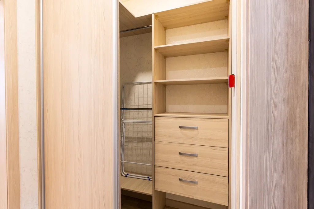 У нас уютно и гостеприимно, рядом с ТРЦ Планета, ждем вас