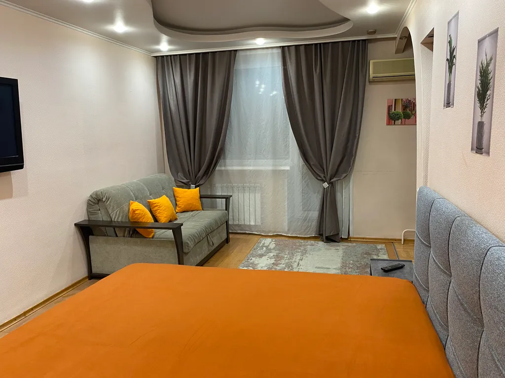 Квартира Квартира Уютная студия в Центре города — Красноярск