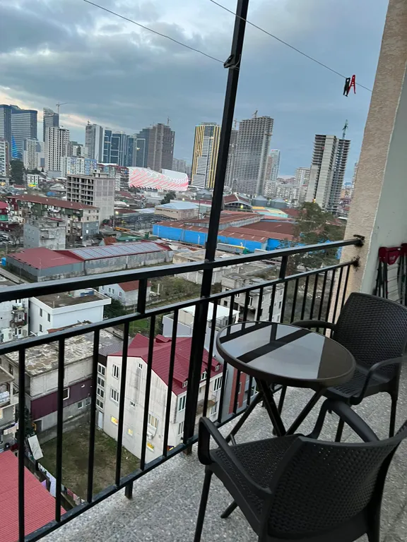 Квартира 2-комнатная Квартира — Батуми