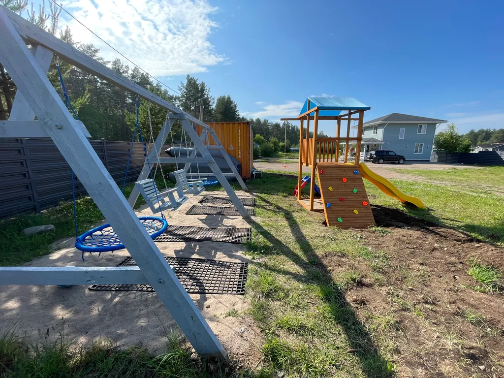 Коттедж Уютный просторный дом у лесного озера — Ларионово