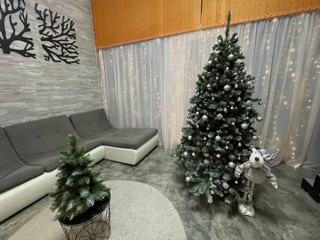 Дом в стиле барнхаус с тёплым бассейном и сауной