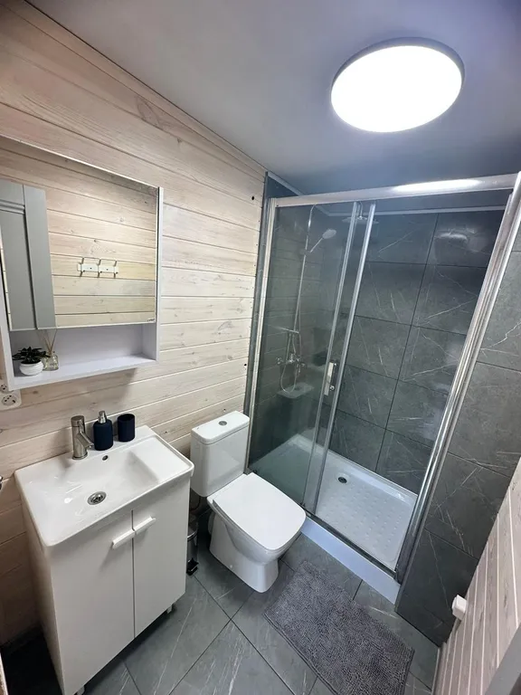 Дом у озера