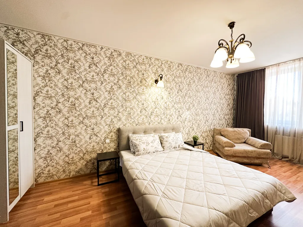 Квартира Квартира Северное сияние Уралмаш — Екатеринбург