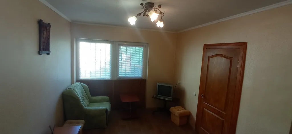 Уютная небольшая квартира в удобном месте — аренда посуточно в Евпатория