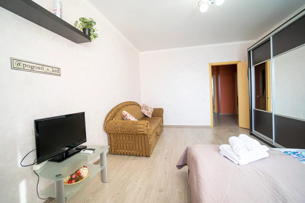 Большая квартира рядом с парком Галицкого с видом на город